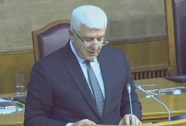 За премијера Марковића je парастос Дражи – брука